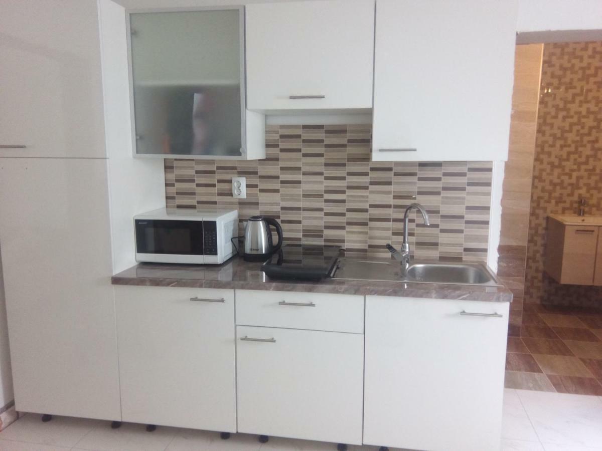 Apartmani Fran Вир Екстер'єр фото